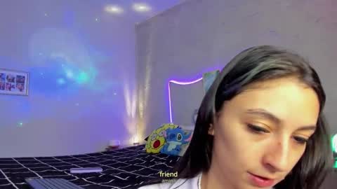 snowbabyxox online show from 11.11.25