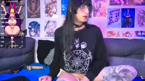 Snow and Bubble online show from 09.11.25