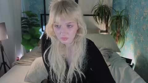 Ellie online show from 06.13.26