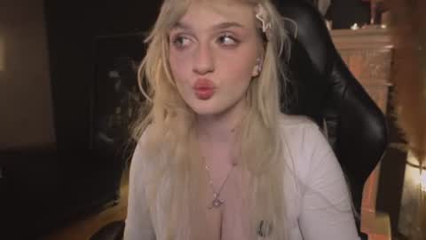 Ellie online show from 06.28.26