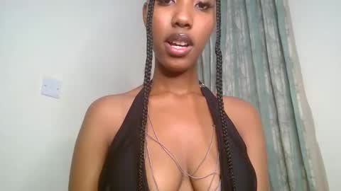 snowfox254 online show from 10.13.25