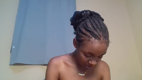 Snowie eyes online show from 11.09.25