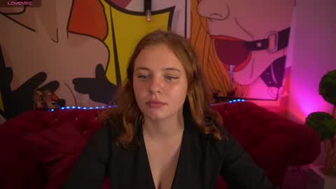 snowwhite_bella online show from 10.17.25