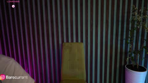 Yesenia online show from 10.27.25