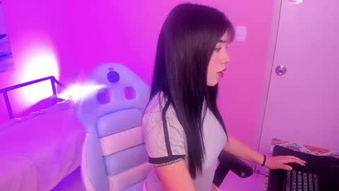 soffi_x online show from 03.31.26