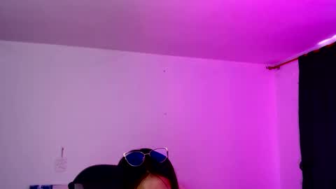 sofia online show from 11.17.25