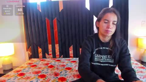 soffy and mia online show from 11.22.25