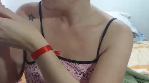 Sofa Castellanos online show from 04.10.26