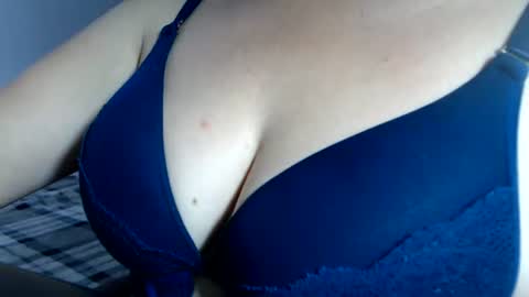 Snapshot of sofi995971 chatting on 07.27.26 Sofa Castellanos online show from 07.27.26