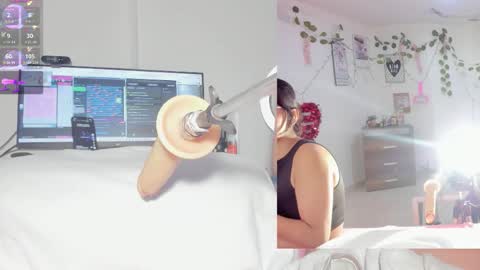 Snapshot of sofi__velez_ chatting on 11.24.25 Sofi online show from 11.24.25