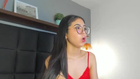 S O F I  online show from 04.05.26