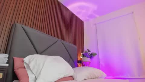 S O F I  online show from 04.16.26