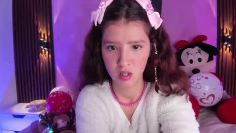 sofi_cuttie online show from 11.16.25