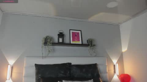 Snapshot of sofi_sp chatting on 02.17.26 sofi_sp online show from 02.17.26