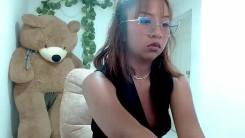 sofia_762254 online show from 04.29.26