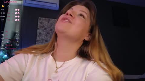 Snapshot of sofia__fairy chatting on 12.19.24 Sofia Lush is active PVT is open Welcome to the world of pleasure online show from 12.19.24