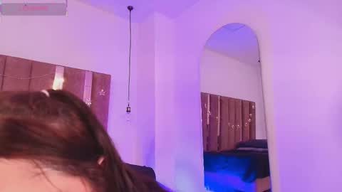 sofia_foxx1 online show from 03.18.26