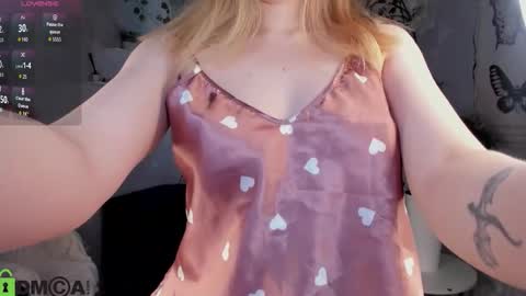 Snapshot of sofia_gaze chatting on 02.10.26 Sofia Gaze online show from 02.10.26