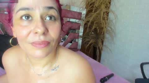 sofia gutierrez   online show from 03.08.25