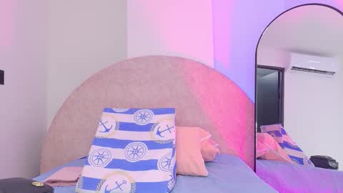 Sofia online show from 11.25.25