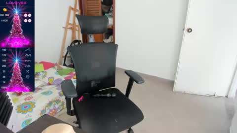 Snapshot of sofia_new chatting on 12.02.24 sofia_new online show from 12.02.24