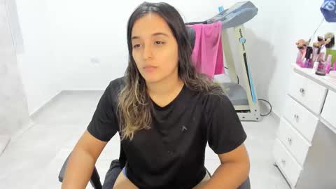 Snapshot of sofia_new chatting on 09.17.25 sofia_new online show from 09.17.25