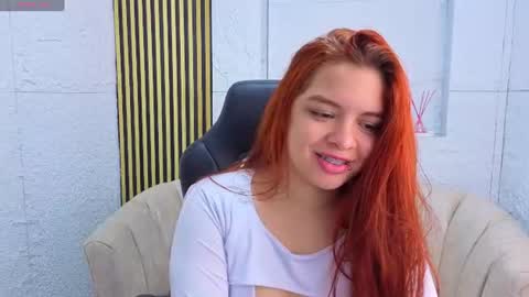 Snapshot of sofia_red_cn chatting on 06.19.26 sofia_red_cn online show from 06.19.26
