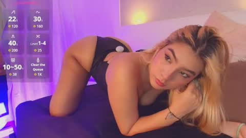 Snapshot of sofia_scarlet1 chatting on 02.06.26 Sofa online show from 02.06.26