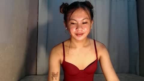 Snapshot of sofia_sweetheart18 chatting on 05.15.26 sofia_sweetheart18 online show from 05.15.26
