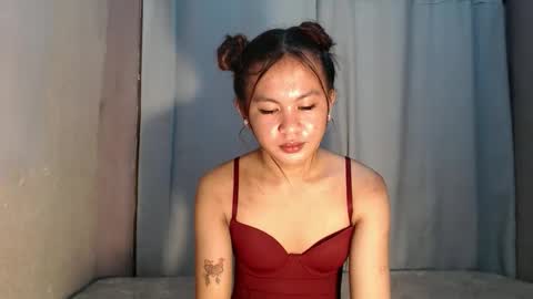 Snapshot of sofia_sweetheart18 chatting on 05.15.26 sofia_sweetheart18 online show from 05.15.26