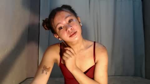 Snapshot of sofia_sweetheart18 chatting on 05.15.26 sofia_sweetheart18 online show from 05.15.26
