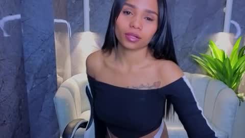 Online 800 to 1400 online show from 11.18.25