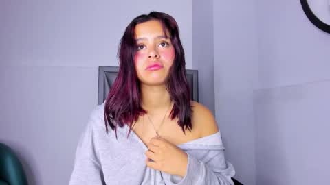 Sofa online show from 09.20.25