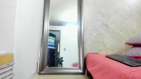 Sofia walke online show from 02.13.25