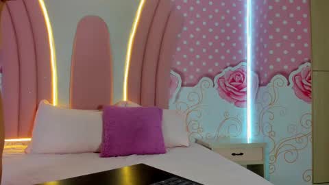 sofiaabigboobs online show from 11.19.25