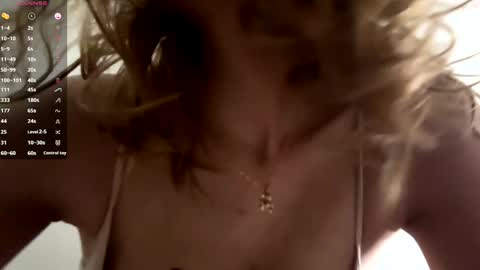 Hi My name is Sofia Welcome to my room Please thumbs up - its important online show from 03.29.26