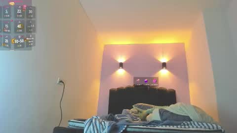 Sofia online show from 10.21.25