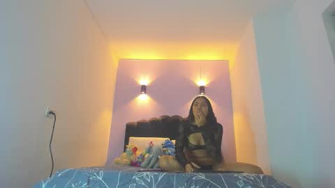 Sofia online show from 12.13.25