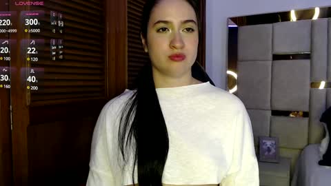 sofiaduque_26 online show from 12.14.24
