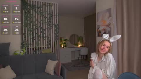 Sofia Help me overcome shynes with 100 thumbs up online show from 10.16.25