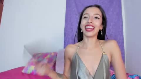 Snapshot of sofiaquiin15 chatting on 01.17.25 Sofia online show from 01.17.25