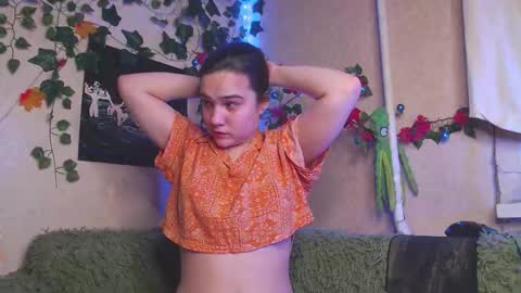 Snapshot of sofiberg chatting on 11.09.25 SofiBerg online show from 11.09.25