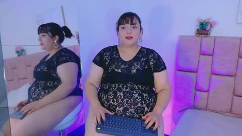 Sofi Durango online show from 04.15.26