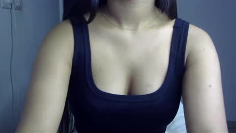 Snapshot of sofie_diva chatting on 12.06.24 divya online show from 12.06.24