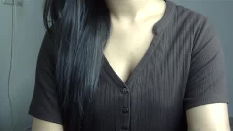 Snapshot of sofie_diva chatting on 12.20.24 divya online show from 12.20.24