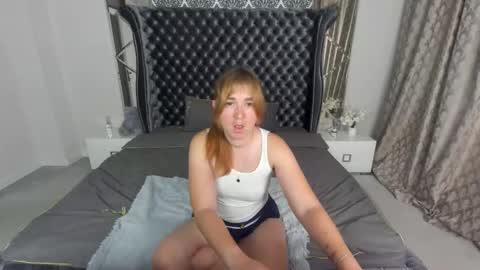 sofii_darling online show from 10.12.25