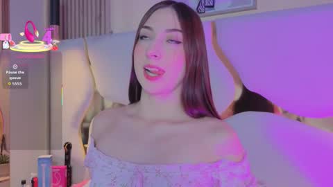 Snapshot of sofii_jones chatting on 11.22.25 sofii_jones online show from 11.22.25