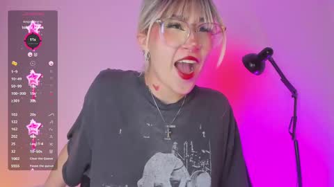 Snapshot of sofii_uwu_ chatting on 02.27.25 Sofii  online show from 02.27.25