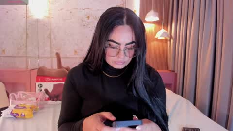 Snapshot of sofiiacarson chatting on 06.01.26 sofiia online show from 06.01.26
