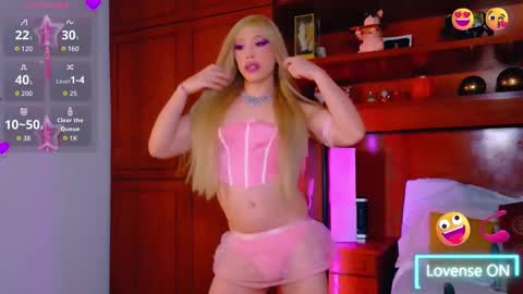 Snapshot of sofiiboniita_ chatting on 11.05.25 Sofa bonita online show from 11.05.25